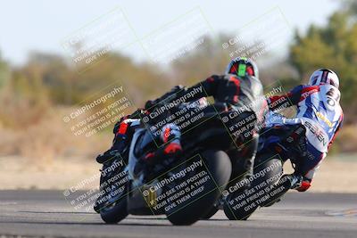 media/Dec-18-2022-SoCal Trackdays (Sun) [[8099a50955]]/Turn 7 Backside (1125am)/